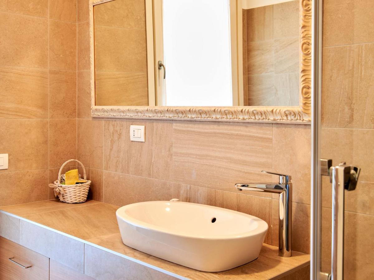 Apartment Promessi Sposi By Interhome Lecco Eksteriør bilde